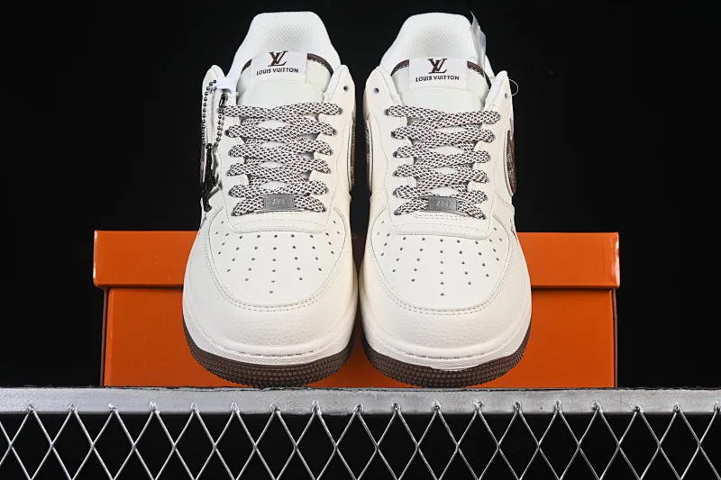 All categories Nk Air Force 1 Air Force series Nk Air Force 1 Low Air Force low-top Nike Air Force 1'07 Low LV joint beige denim hook Air Force 1 low-top casual sneakers SM6668-109